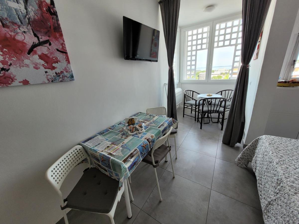 Rosato 2 Sea View Apartment Lignano Sabbiadoro Exteriör bild